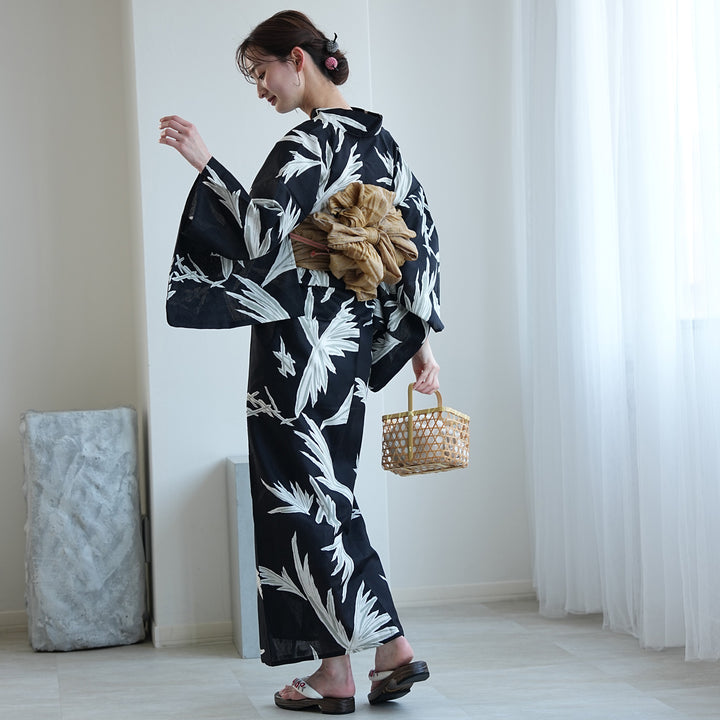 utatane 高級変わり織 浴衣3点セット（浴衣・帯・下駄）黒と銀鼠の