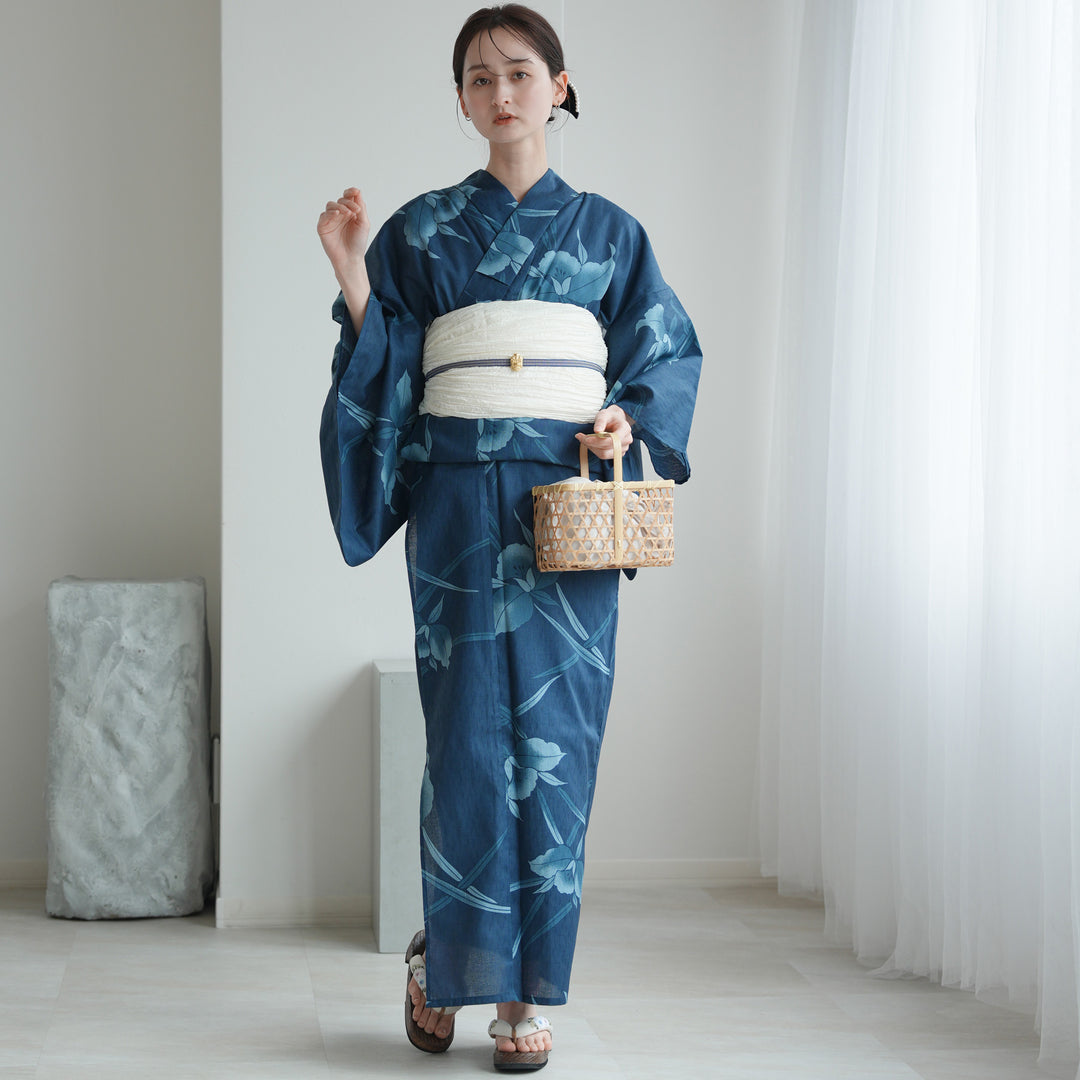 utatane 高級変わり織 浴衣3点セット（浴衣・帯・下駄）鉄紺に滲む