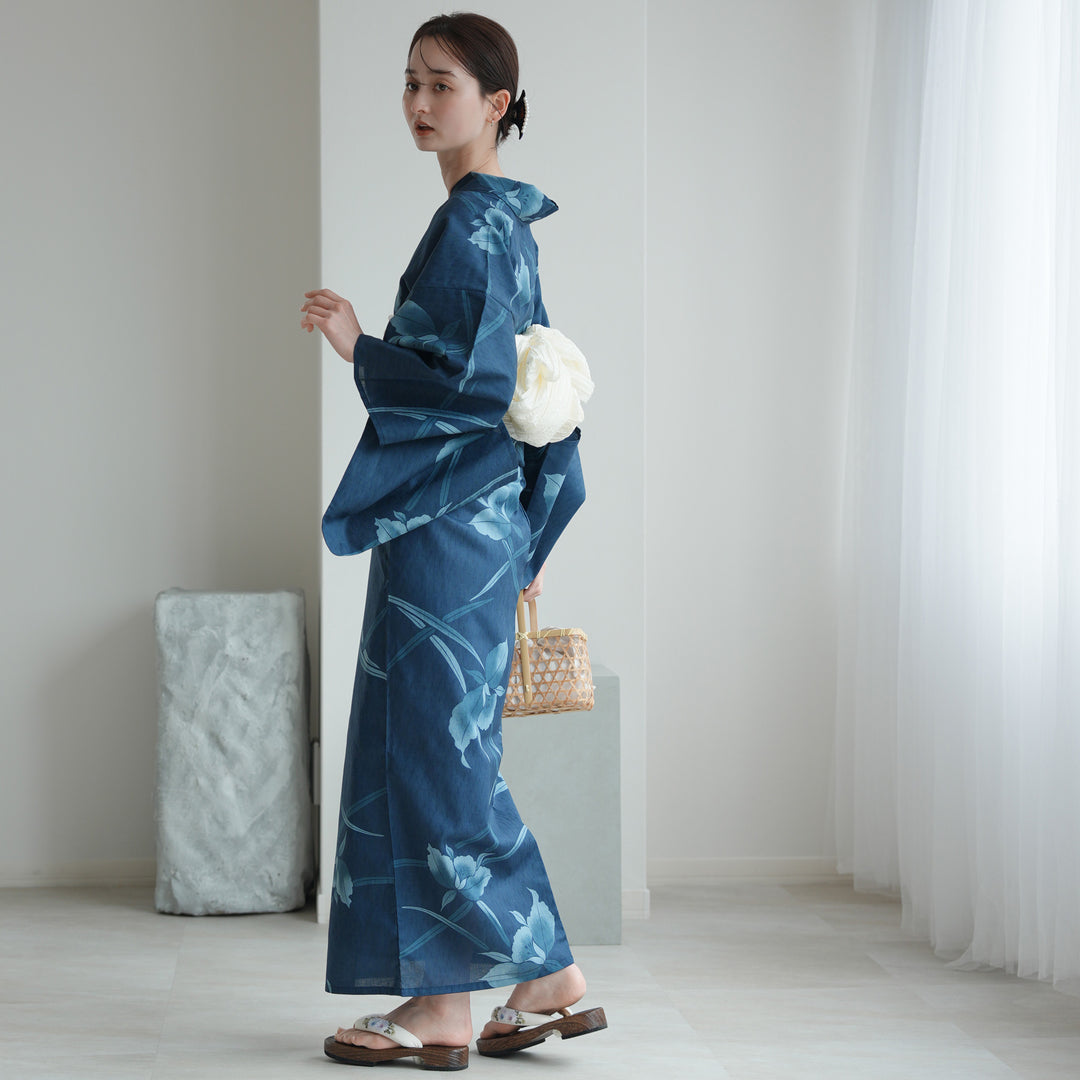 utatane 高級変わり織 浴衣3点セット（浴衣・帯・下駄）鉄紺に滲む