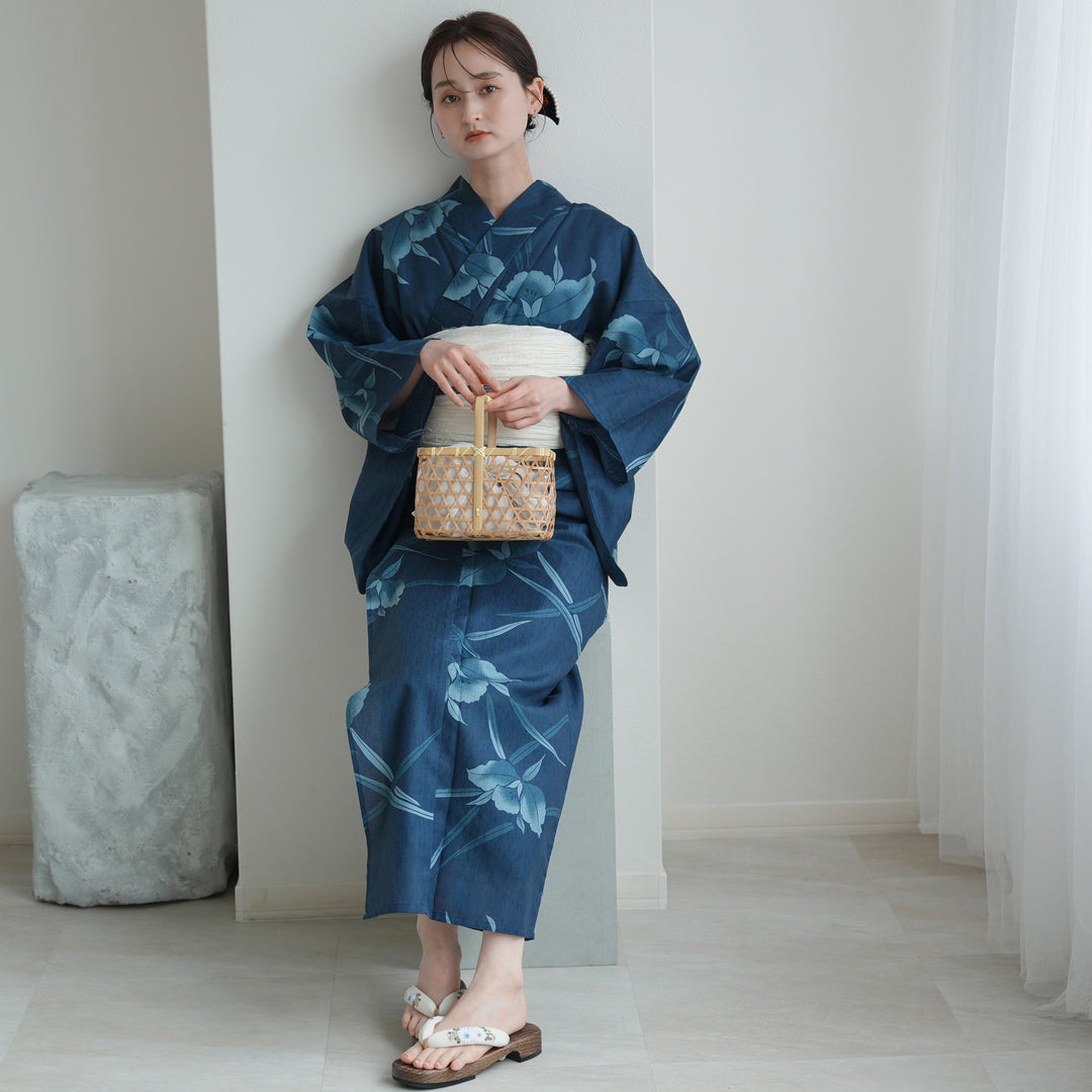 utatane 高級変わり織 浴衣3点セット（浴衣・帯・下駄）鉄紺に滲む