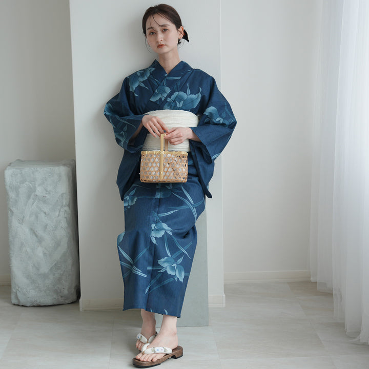 utatane 高級変わり織 浴衣3点セット（浴衣・帯・下駄）鉄紺に滲む