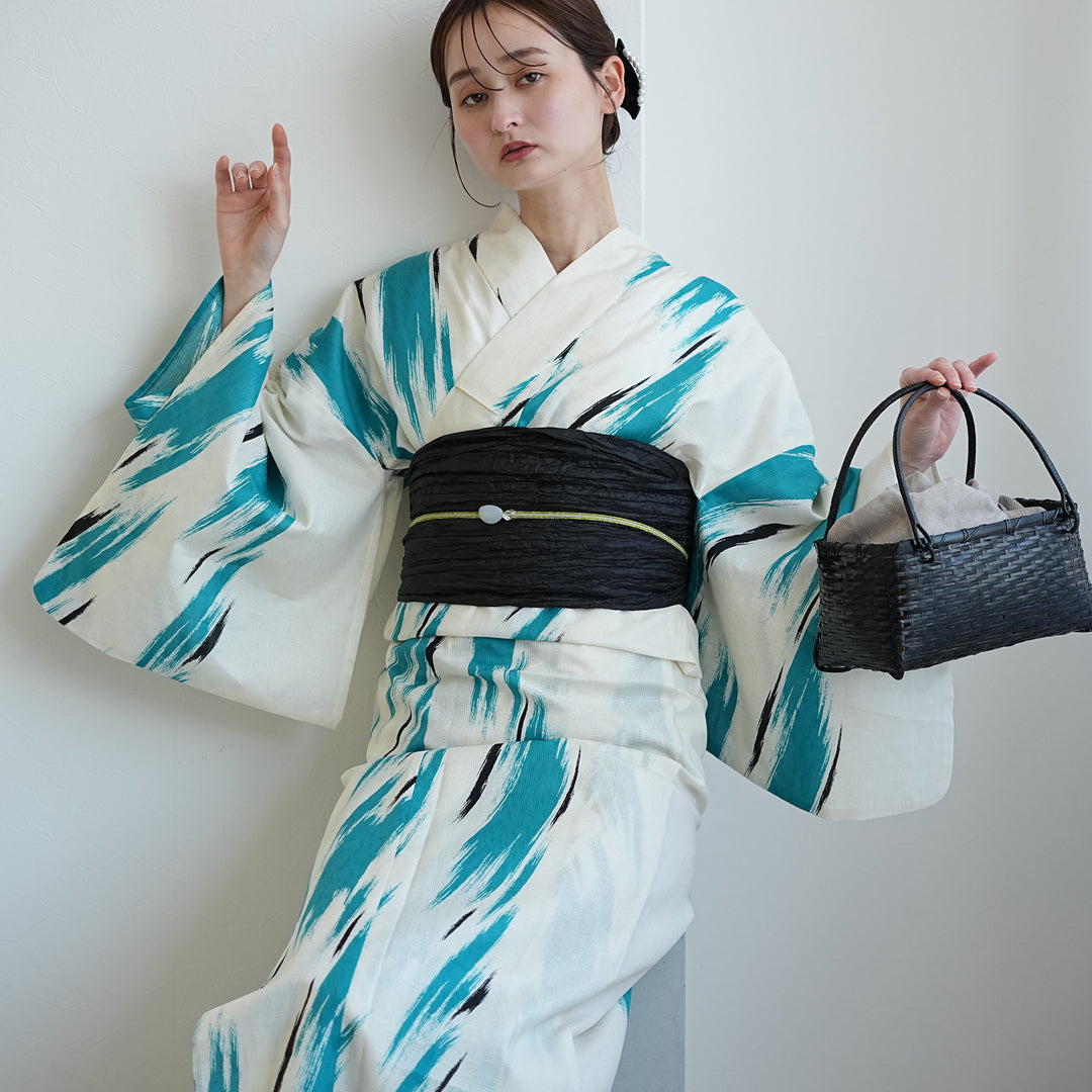 utatane 高級変わり織 浴衣3点セット（浴衣・帯・下駄）片寄せ