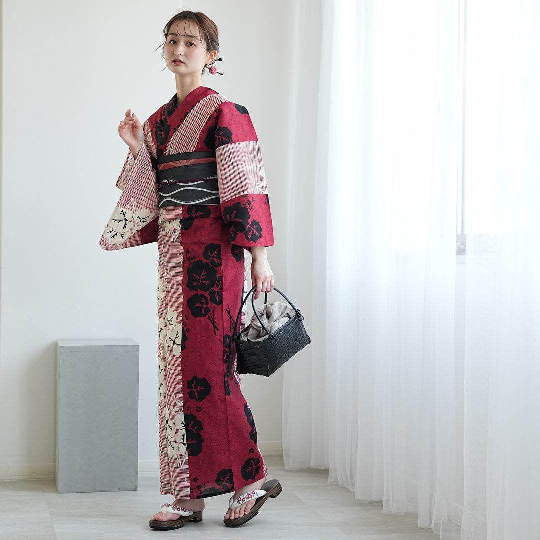 utatane 高級変わり織 浴衣3点セット（浴衣・帯・下駄）赤と黒の縞々
