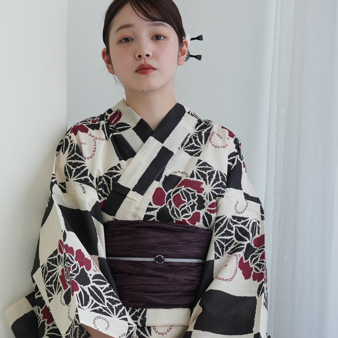utatane 高級変わり織 浴衣3点セット（浴衣・帯・下駄）モノクロ麻の葉