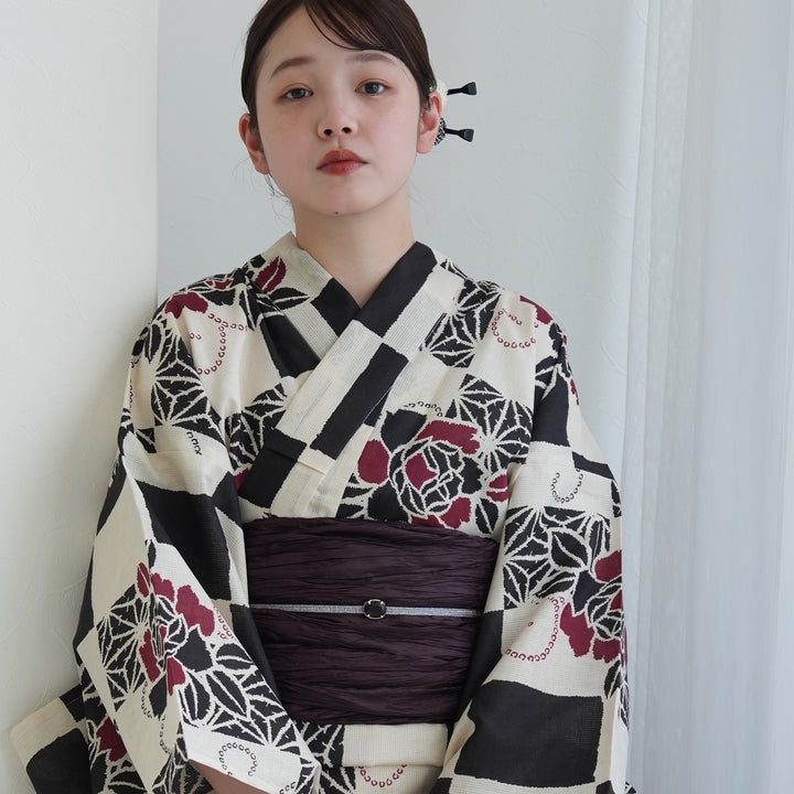 utatane 高級変わり織 浴衣3点セット（浴衣・帯・下駄）モノクロ麻の葉