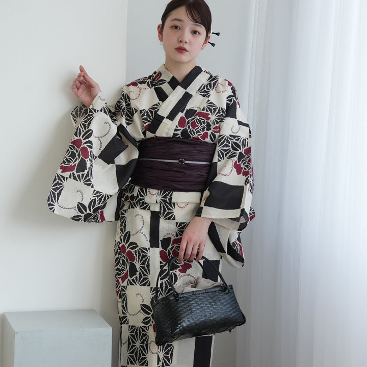 utatane 高級変わり織 浴衣3点セット（浴衣・帯・下駄）モノクロ麻の葉