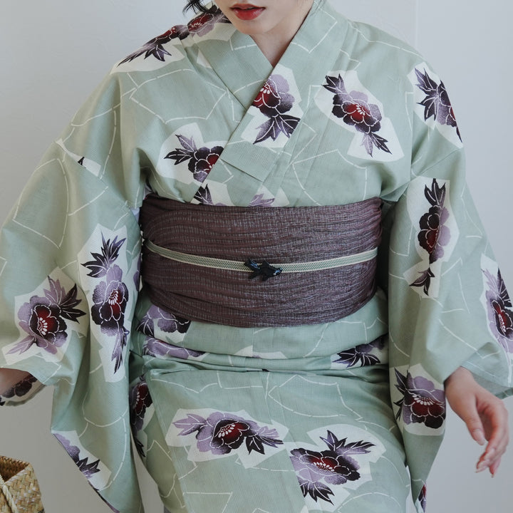 高級変わり織 浴衣3点セット（浴衣・帯・下駄）若葉色に扇椿