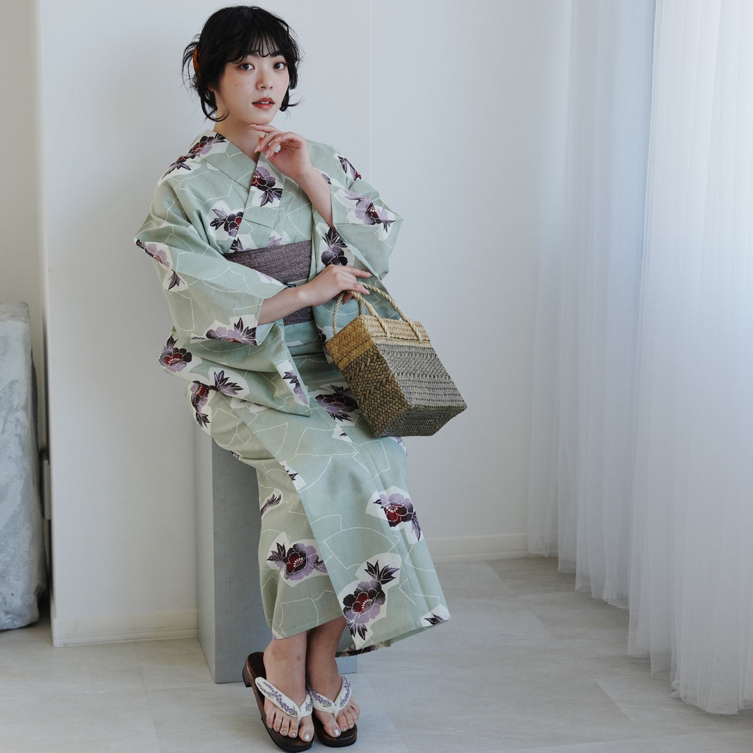 高級変わり織 浴衣3点セット（浴衣・帯・下駄）若葉色に扇椿