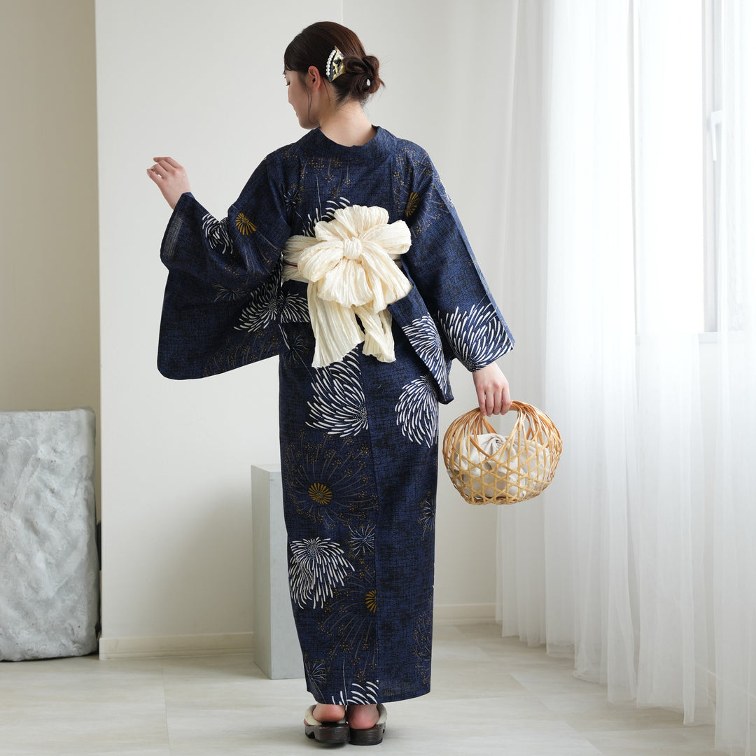 高級変わり織 浴衣3点セット（浴衣・帯・下駄）ネイビーに星屑ラメ花火