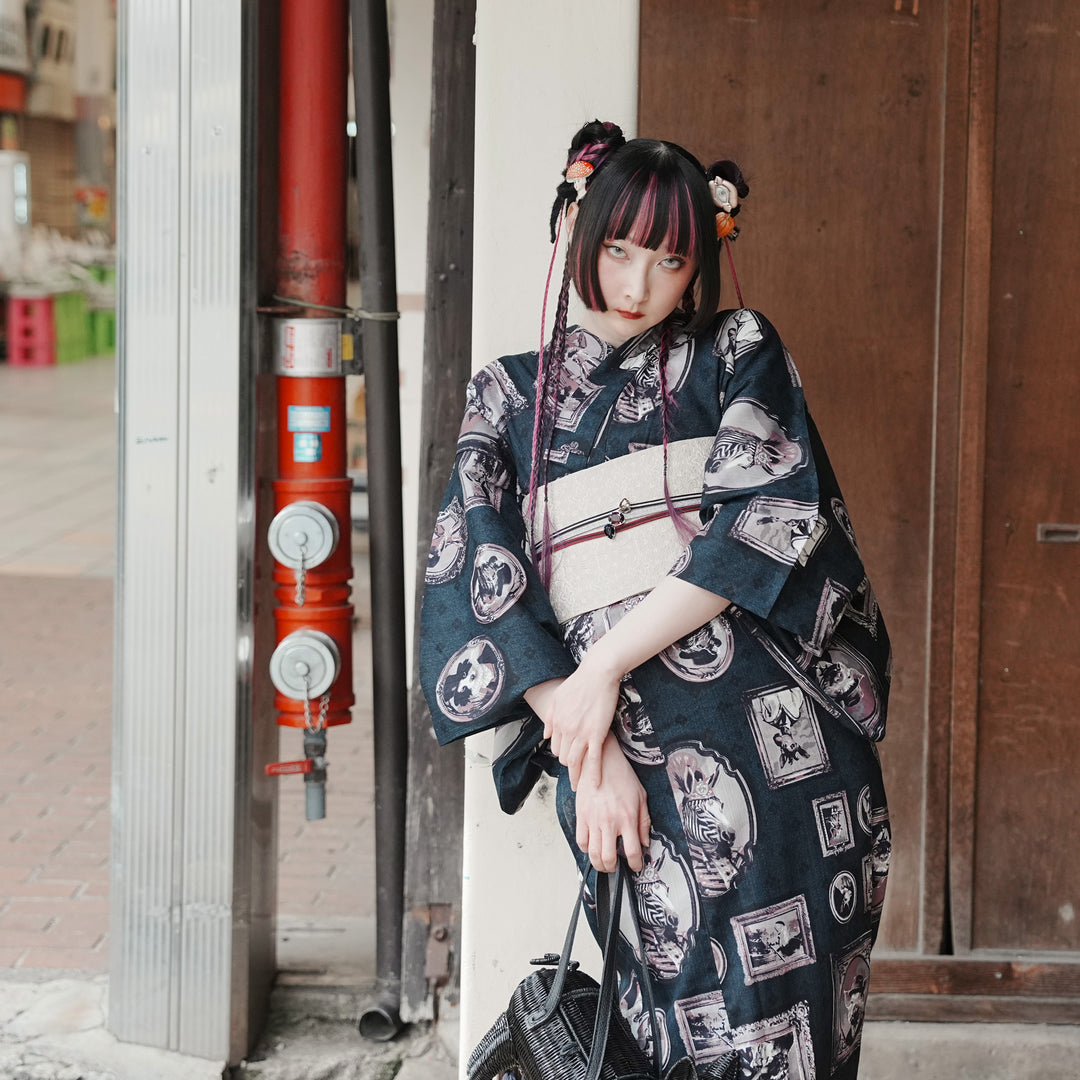 にゃんこ ニコアンティーク浴衣帯セット ニコアンティーク 浴衣3点セット（浴衣・帯・下駄）悪戯貴族の額装