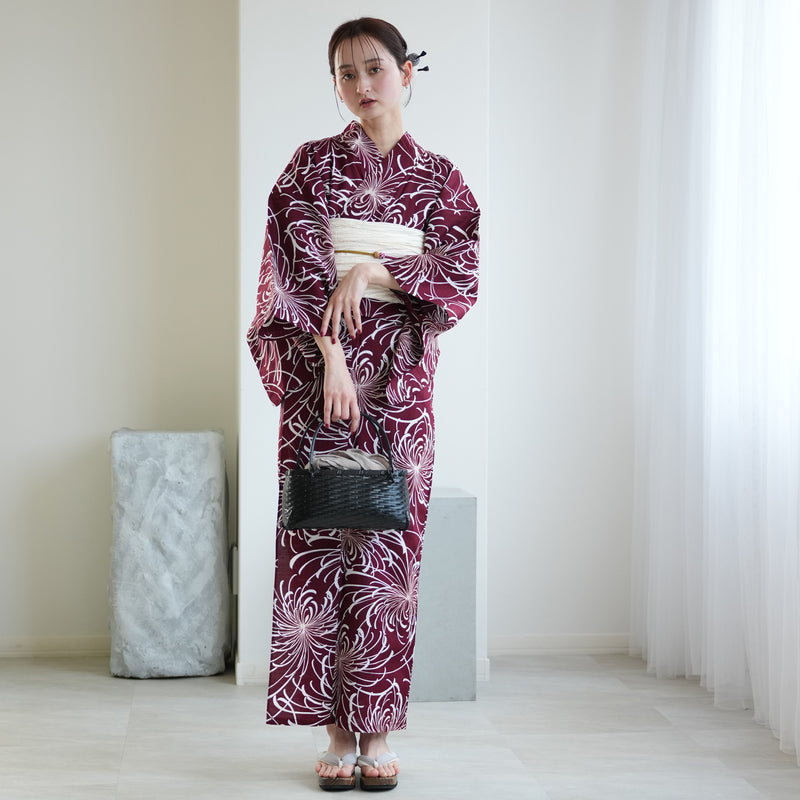 画像の赤の帯付き◆大人ゆかた◆糸菊花火涼し黒浴衣◆ 高級変わり織 浴衣3点セット（浴衣・帯・下駄）えんじに広がる糸菊