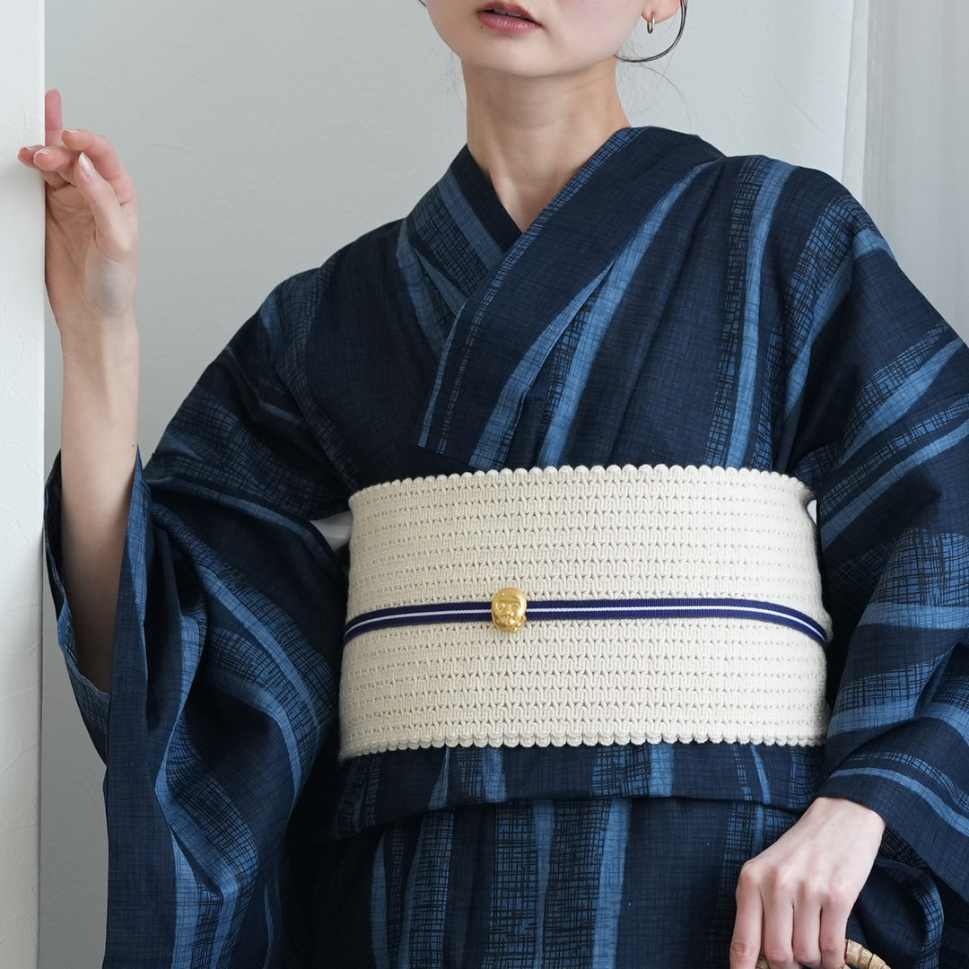 高級変わり織 浴衣3点セット（浴衣・帯・下駄）粋モダン 紺地によろけ