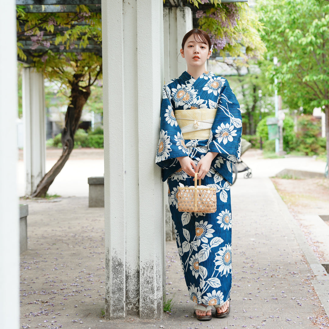 【綿麻】花柄浴衣・帯・下駄　他計7点セット 高級変わり織 浴衣3点セット（浴衣・帯・下駄）鉄紺にひまわり】綿麻