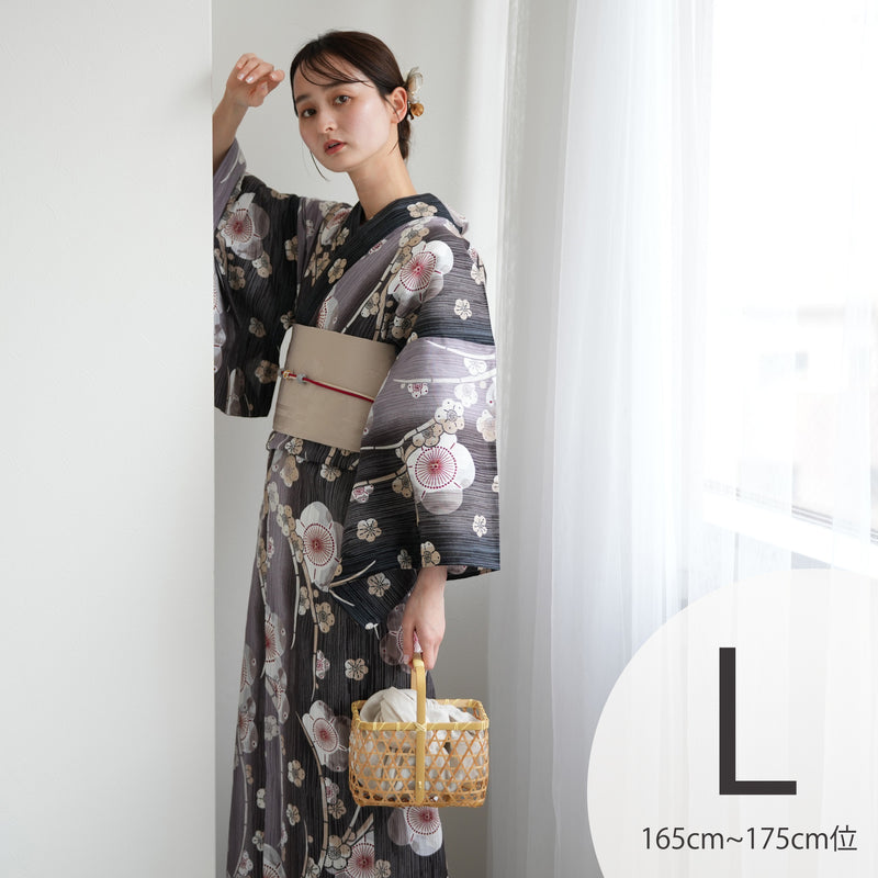 【utatane 高級変わり織 浴衣3点セット ( ゆかた・帯・下駄 ) かすれ黒ぼかしの梅】 Lサイズ（165-175cm） 国産生地 国内染色　昭和初期アンティーク復刻版（5012279611）