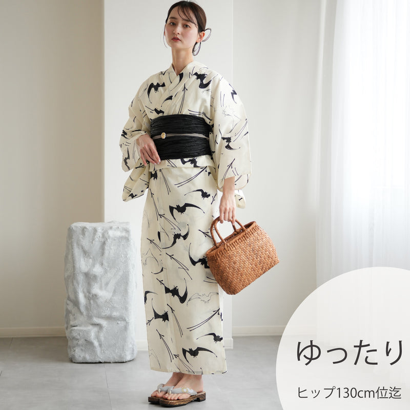 【ニコアンティーク 高級変わり織 浴衣3点セット ( ゆかた・帯・下駄 )オフホワイト蝙蝠】 3Lサイズ（ヒップ約130cm位まで対応） 国産生地 国内染色　個性派きもの（5013273811）