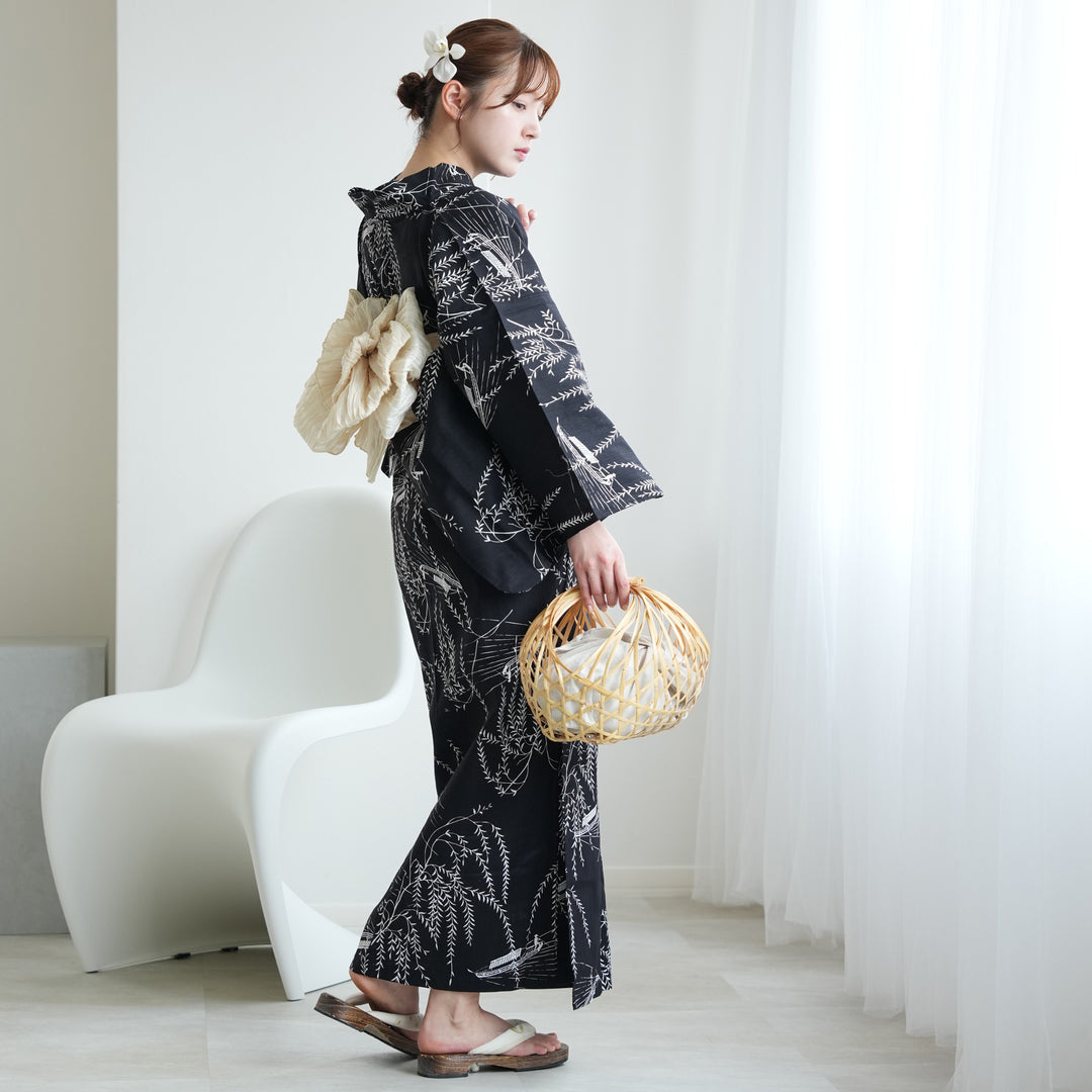お任せ下駄+お任せ白半幅帯つき■最高級しじら織浴衣 麻の葉紺■ セール】縞しじら織り浴衣 3点セット【浴衣＋帯＋下駄】（浴衣