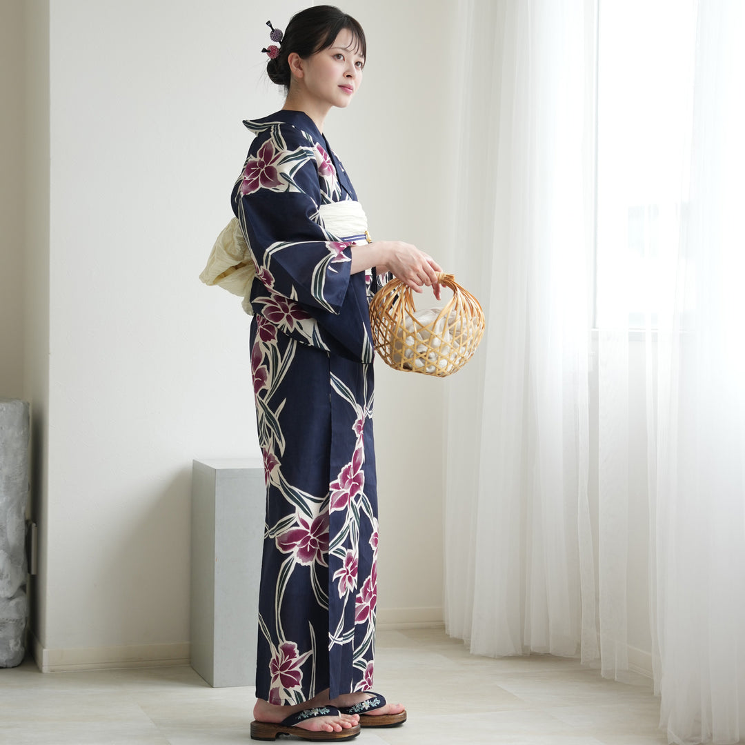 【新品】utatane 花柄 かんたん二部式浴衣セット 浴衣、帯、下駄、➕作り帯 セパレート 二部式浴衣3点セット ( ゆかた上下・帯・下駄 )紺地に