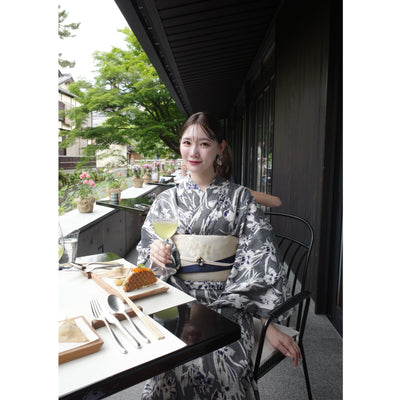 【utatane×Acka.  浴衣4点セット ( ゆかた・帯２点・下駄 ) 鮫小紋と菖蒲 navy】Acka. (@acka_official)オリジナル 限定 コラボ  フリーサイズ 国産生地 国内染色　（5020266111）