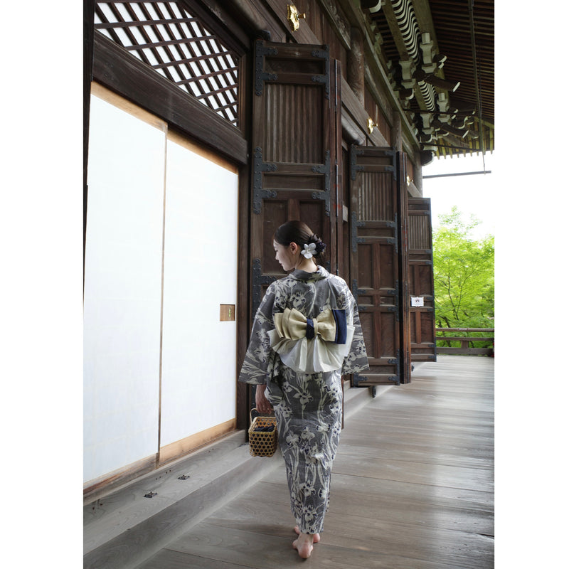【utatane×Acka.  浴衣4点セット ( ゆかた・帯２点・下駄 ) 鮫小紋と菖蒲 navy】Acka. (@acka_official)オリジナル 限定 コラボ  フリーサイズ 国産生地 国内染色　（5020266111）