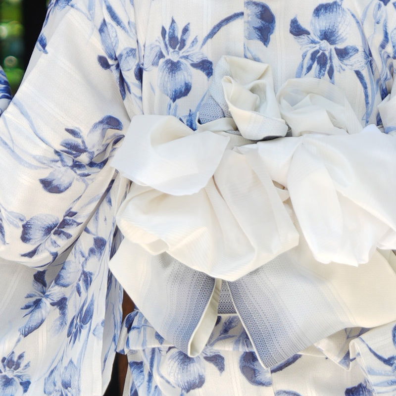 【utatane×Acka.  浴衣4点セット ( ゆかた・帯２点・下駄 ) 鮫小紋と菖蒲 ivory】Acka. (@acka_official)オリジナル 限定 コラボ  フリーサイズ 国産生地 国内染色　（5020266311）
