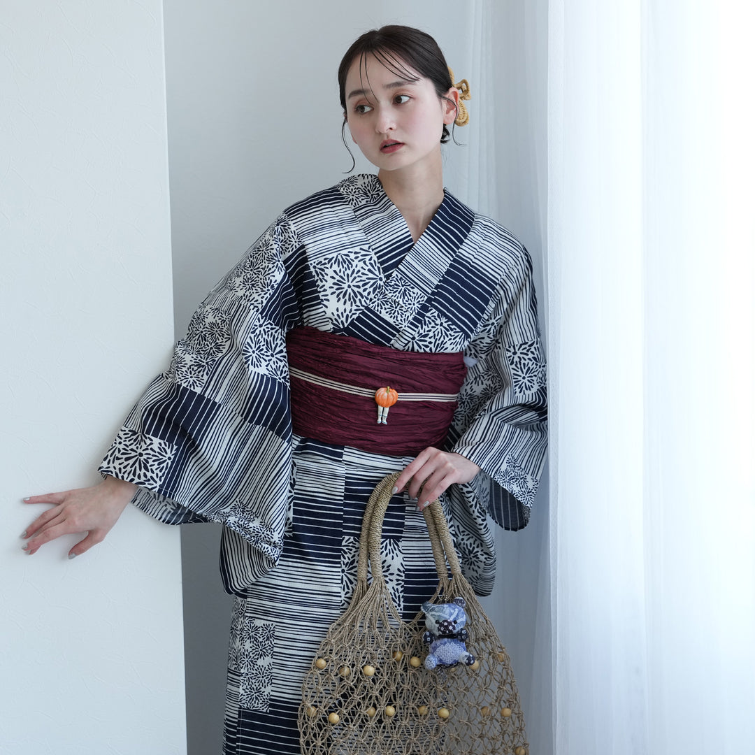 高級変わり織 浴衣2点セット ( ゆかた・帯 )紺の縞々と菊の変わり市松