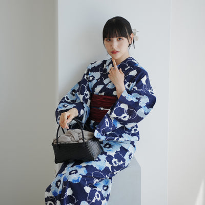 【高級変わり織 浴衣2点セット ( ゆかた・帯 )紺地にぼかし椿】 レディース コットン100％ フリーサイズ（5026290211）