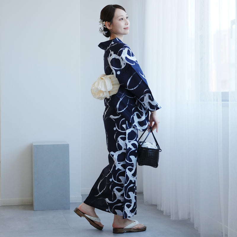 【高級変わり織 浴衣2点セット ( ゆかた・帯 ) 紺地にグレーのぼかし筆描き】 レディース コットン100％ フリーサイズ（5026291211）