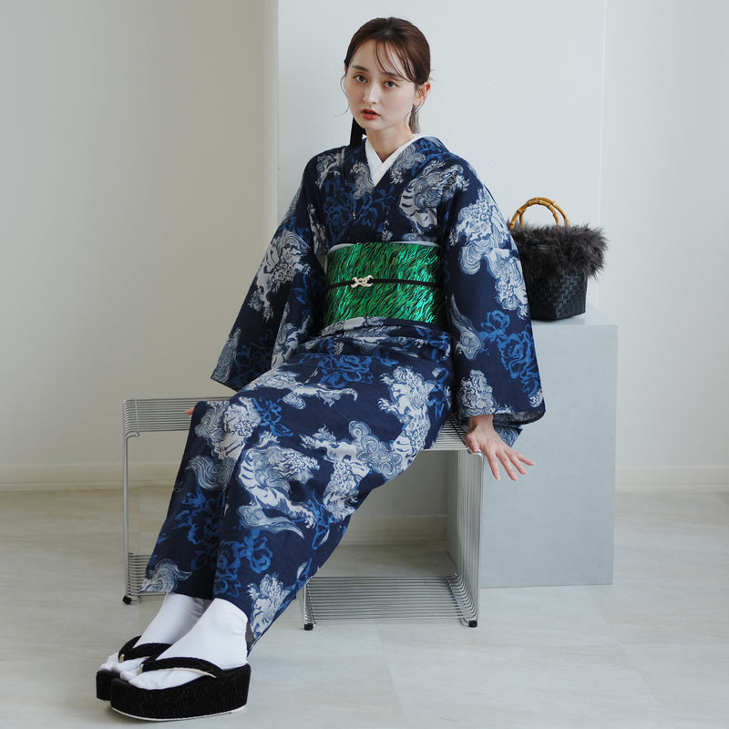 【ニコアンティーク 単衣着物 唐獅子 ネイビー】 着物 単品 レトロ レディース ファブリック着物 紺 グレー 浮世絵風 洗える着物 日本製（5132607200）