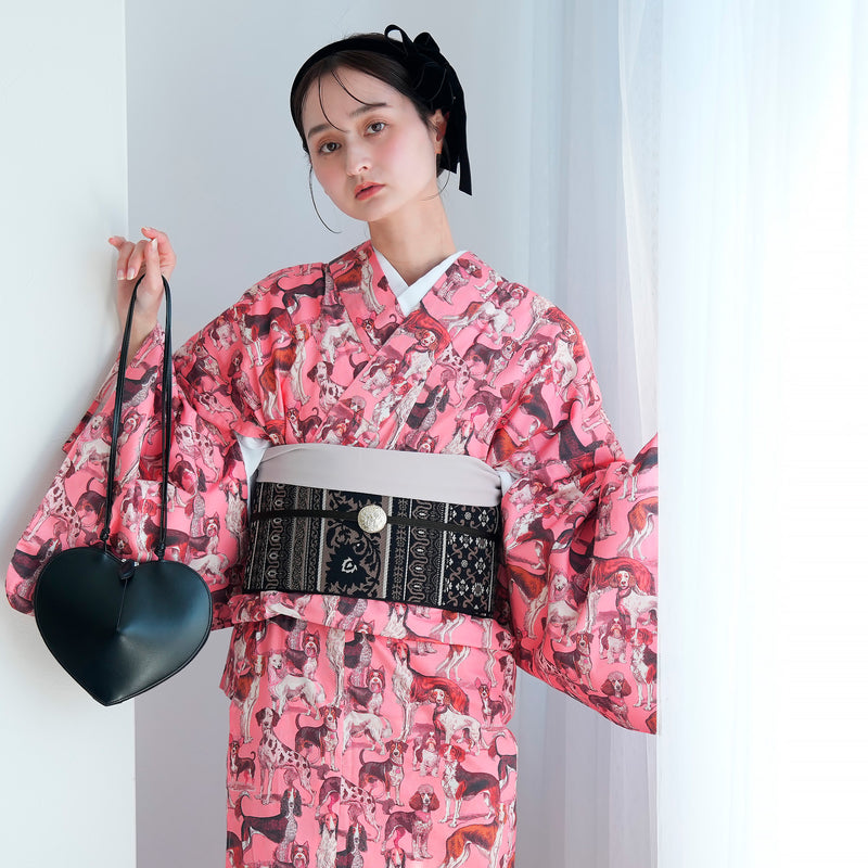 【ニコアンティーク 単衣着物 ドッグ・エキスポ ロゼ】 着物 単品 レトロ レディース ファブリック着物 ピンク 犬 チワワ アフガンハウンド ビーグル シーズー 洗える着物 日本製（5132607400）