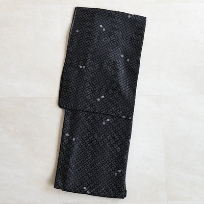 【袷着物　うさぎとかめ小紋・黒】きもの単品 カジュアル着物 Lサイズ ポリエステル着物 小紋 仕立て上がり（5144608001）