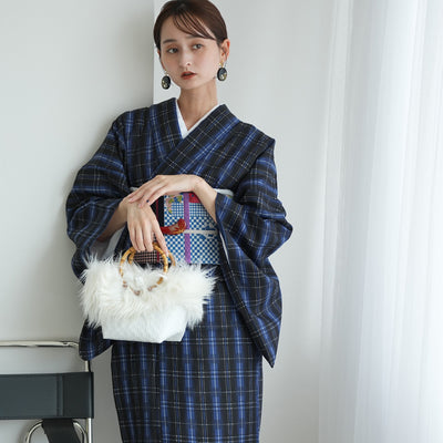 【袷着物　ブルー×ブラックのタータンチェック】きもの単品 カジュアル着物 Lサイズ ポリエステル着物 小紋 仕立て上がり（5144608101）