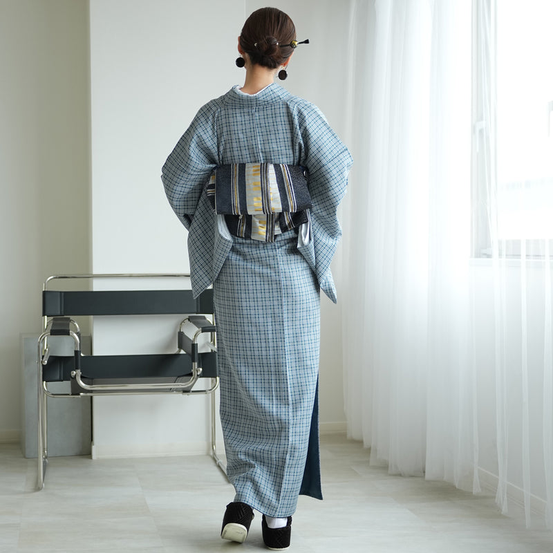 【袷着物　藍色のタータンチェック】きもの単品 カジュアル着物 M・Lサイズ ポリエステル着物 小紋 仕立て上がり（5144608301）