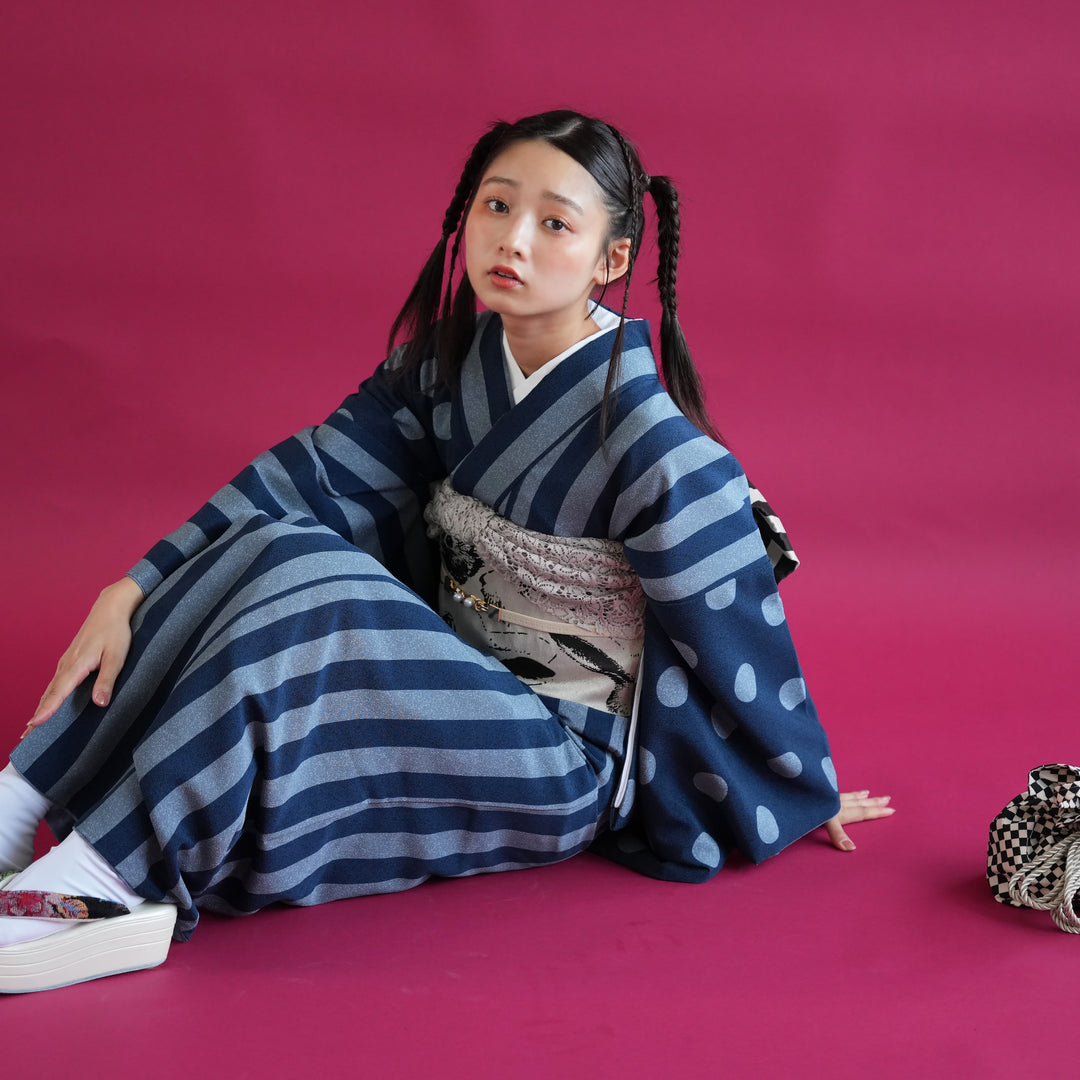 66090 着物 紺 （着物 単品 utatane 袷着物 日本製 半身 大粒ドットと 