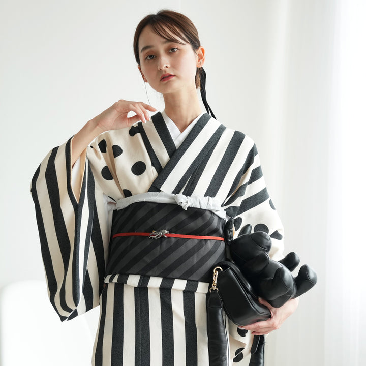 着物 単品 utatane 袷着物 日本製 半身 大粒ドットとモダン縞々 オフ 