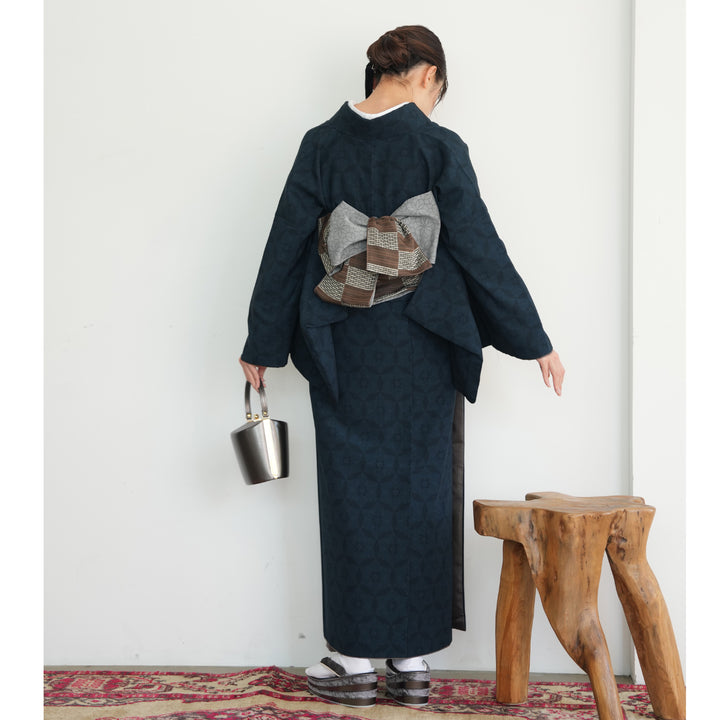 品質検査済 くすみブルー 矢羽 未着用 お召 p 022a 着物 小紋 着物・浴衣