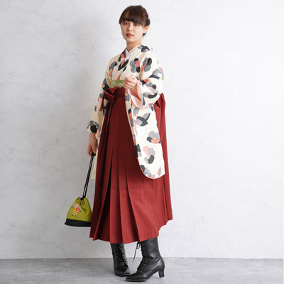 【リサイクル着物】二尺袖着物 単品  販売品 中古 USED 袴用 短丈  ベージュ 椿 卒業式 ニコアンティーク（5175623500）【中古販売】