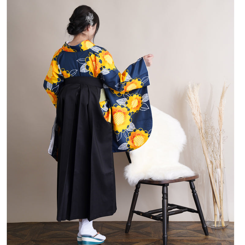 【リサイクル着物】二尺袖着物 単品  販売品 中古 USED 袴用 短丈  ネイビー 花柄 卒業式 ニコアンティーク（5175624800）【中古販売】