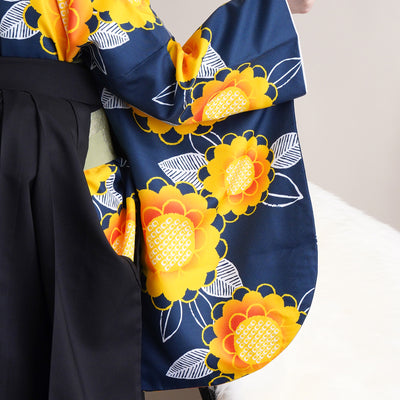 【リサイクル着物】二尺袖着物 単品  販売品 中古 USED 袴用 短丈  ネイビー 花柄 卒業式 ニコアンティーク（5175624800）【中古販売】