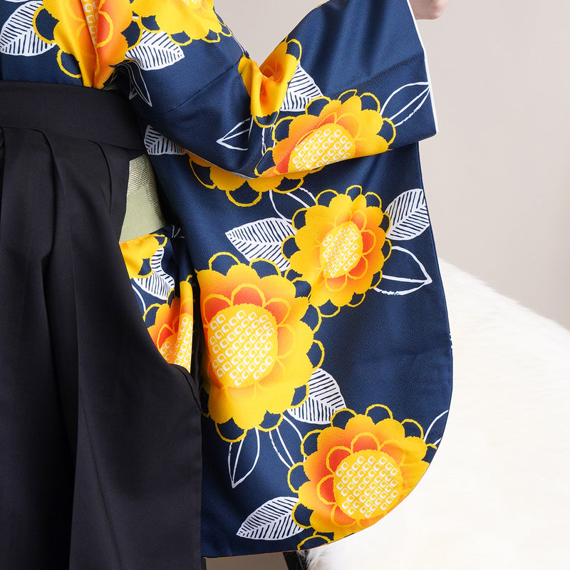 【リサイクル着物】二尺袖着物 単品  販売品 中古 USED 袴用 短丈  ネイビー 花柄 卒業式 ニコアンティーク（5175624800）【中古販売】