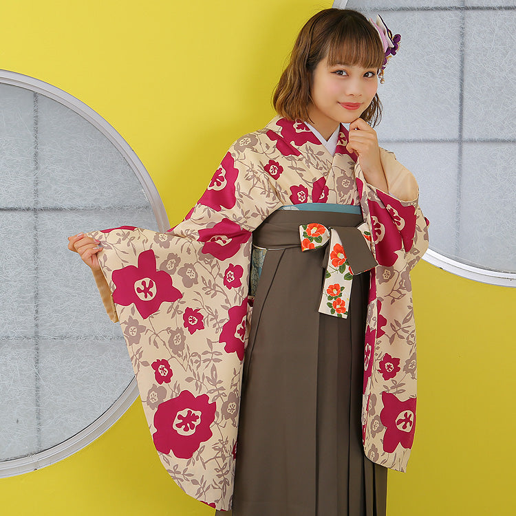 【リサイクル着物】二尺袖着物 単品  販売品 中古 USED 袴用 短丈 赤紫 花 レトロ  卒業式 ひよこ商店 （5175646300）【中古販売】
