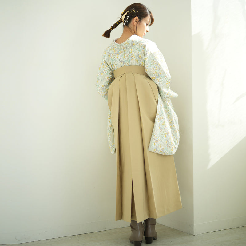 袴 2点セット 2尺袖着物 utatane 卒業式 販売 袴91-99cm（身長153-170cm）重ね衿縫い付済 （5178700501）