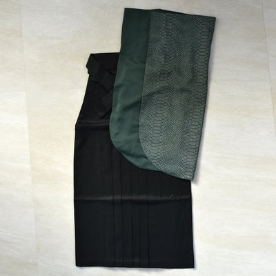 袴 2点セット 販売品 2尺袖着物  半身 月霞パイソン 翠色 アシンメトリー グリッター ラメ 蛇柄 重ね衿縫い付済  卒業式にも（5178728101）