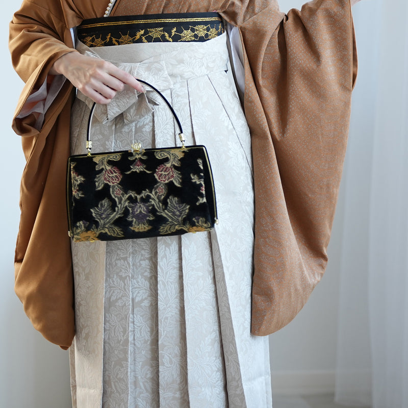 袴 2点セット 販売品 2尺袖着物  半身 月霞パイソン 砂色 袴91cm（身長153-158cm）キャメル アシンメトリー グリッター ラメ 蛇柄 重ね衿縫い付済  卒業式にも（5178728211）