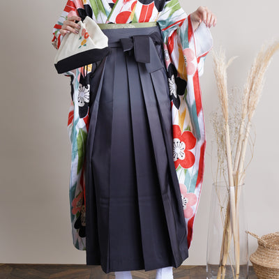 【リサイクル着物】 振袖＋袴 2点セット 販売品 中古 USED 矢絣 うめ 袴91cm（身長153-158cm）卒業式 大学生 ひよこ商店（5182602411）【中古販売】