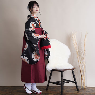 【リサイクル着物】 2尺袖着物 袴 2点セット 販売品 中古 USED 雪輪 袴91cm（身長153-158cm）卒業式 大学生 （5182612711）【中古販売】