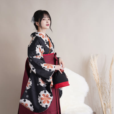 【リサイクル着物】 2尺袖着物 袴 2点セット 販売品 中古 USED 雪輪 袴91cm（身長153-158cm）卒業式 大学生 （5182612711）【中古販売】