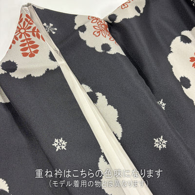 【リサイクル着物】 2尺袖着物 袴 2点セット 販売品 中古 USED 雪輪 袴91cm（身長153-158cm）卒業式 大学生 （5182612711）【中古販売】