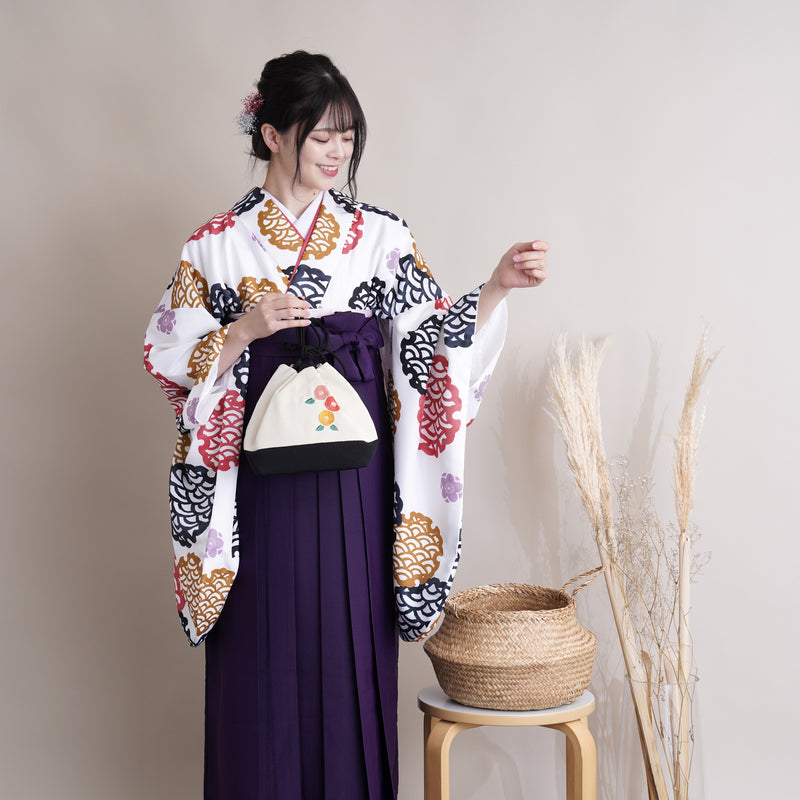 【リサイクル着物】 2尺袖着物 袴 2点セット 販売品 中古 USED 白系 雪輪 袴91cm（身長153-158cm）卒業式 大学生 （5182620111）【中古販売】