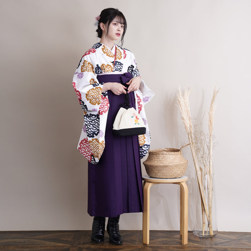 【リサイクル着物】 2尺袖着物 袴 2点セット 販売品 中古 USED 白系 雪輪 袴91cm（身長153-158cm）卒業式 大学生 （5182620111）【中古販売】