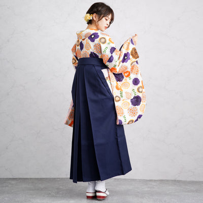 【リサイクル着物】 2尺袖着物 袴 2点セット 販売品 中古 USED フラワー モダン 袴91cm（身長153-158cm）卒業式 大学生 ニコアンティーク（5182627911）【中古販売】